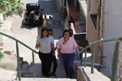 İzmir Karabağlar'da sorunlara muhtarlarla yerinde çözüm