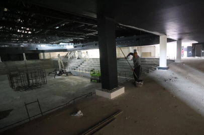 Kocaeli Çayırova’nın spor tesisi hızla ilerliyor