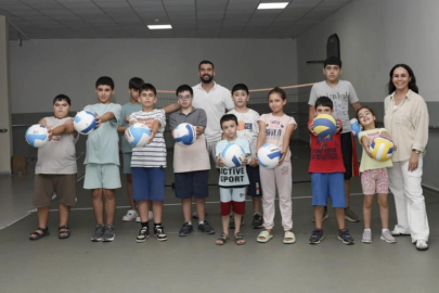 Mersin Büyükşehir'den engelsiz yaz kursu