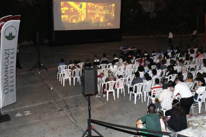 Bursa Osmangazi'de yaz akşamlarına sinema keyfi
