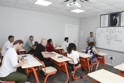 Belediyeden ücretsiz yabancı dil kursu