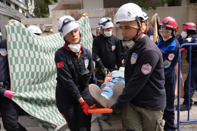 İstanbul Maltepe’de gerçeğini aratmayan tatbikat