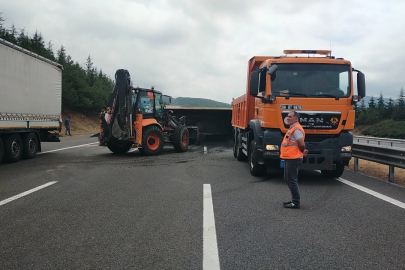 Bolu Dağı Tüneli’nde kaza! İstanbul istikameti trafiğe kapandı!