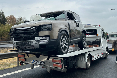 Düzce’de cip takla attı