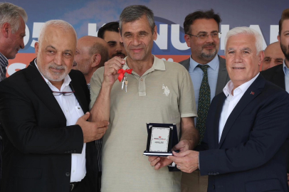 Bursa'daki büyük dönüşümde ilk anahtarlar teslim edildi