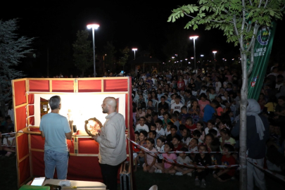 Bursa İnegöllü çocuklar Karagöz'le buluştu