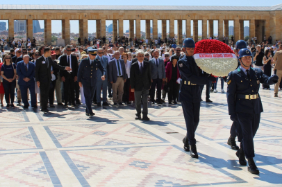 ADD, 30 Ağustos'u Anıtkabir’de kutladı