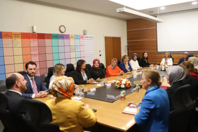 Zekiye Tekin, AK Parti Kadın Kolları istişare toplantısına katıldı 