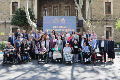 Bakan Göktaş, Darülaceze bağışçılarıyla buluştu