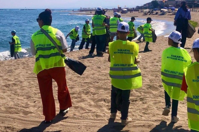 İsveç’teki ‘plogging’ akımı Karasu Sahili'nde