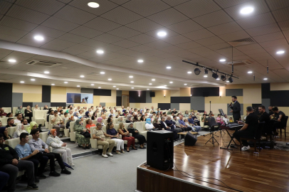 Bozkırın Tezenesi Ziya Taşkent’te türkülerle anıldı