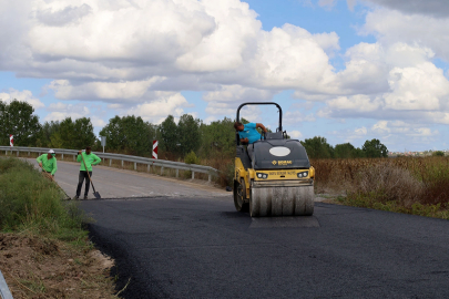 Sakarya’nın kuzeyinde 4 mahalle daha sıcak asfalt konforu