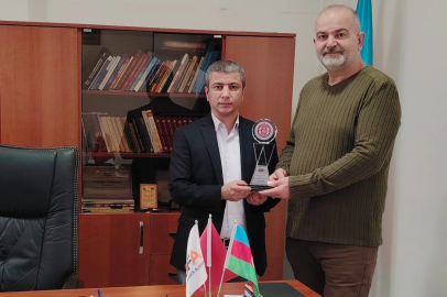 Azerbaycan'da İGF'nin bayrağı Ali Zülfükaroğlu'na emanet