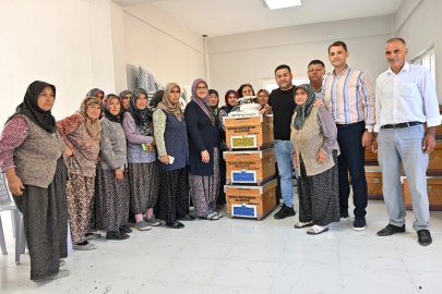 Manisa Kırkağaçlı kadınlara kovan desteği