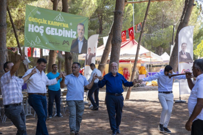 Toroslar’ın muhtarları Tarsus Gençlik Kampı’nda birlikteydi