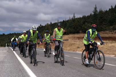 Keykubad’ın izinde pedallar kuraklığa dikkat çekti