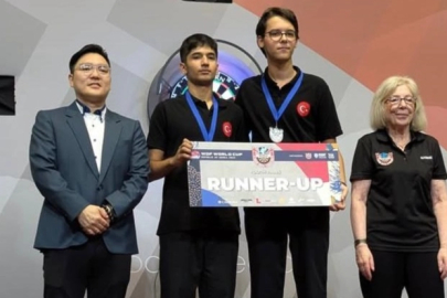 Bursalı sporcu Toprak Aras dünya ikincisi oldu