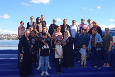 Somalı kadınlar İzmir'de körfez turuna çıktı