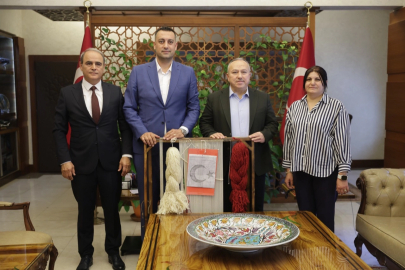 “İlmek İlmek Türkiye”de ilk ilmek Vali Fidan'dan