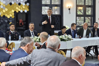 Gölcük'te muhtarların özel günü törenle kutlandı