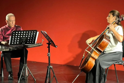 Bursa'da sezon çello ve kanunun buluşmasıyla başladı