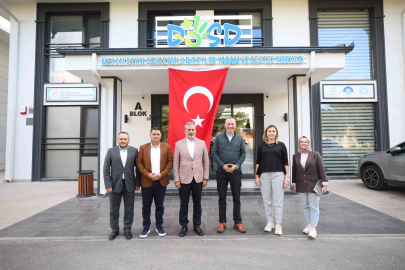 DOSD Meram iki önemli yazarı ağırladı