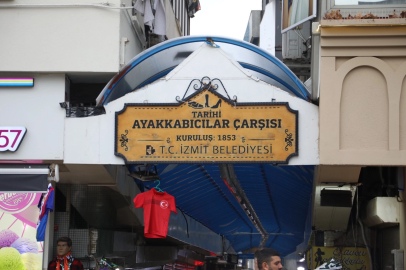 İzmit'te Tarihi Ayakkabıcılar Çarşısı’nın çatısı yenileniyor