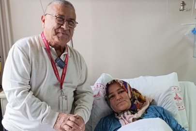 Karnından 8,5 kiloluk kitle çıkarıldı