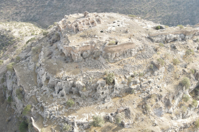 Nusaybin’in gözü yeniden açıldı... Bin 700 yıllık kale gün yüzüne çıktı!