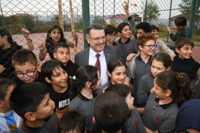 Trabzon Yomra’da öğrencilere oyun sahası müjdesi