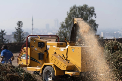 İzmir’de yeşil atıklar kompost gübreye dönüşüyor
