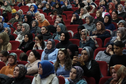 Kocaeli’de 'Aile Mektebi Sohbetleri' yoğun ilgi gördü