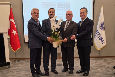 BALKANTÜRK Eğitim Vakfı'nda bayrak değişimi: Adnan Sözeri dönemi başladı