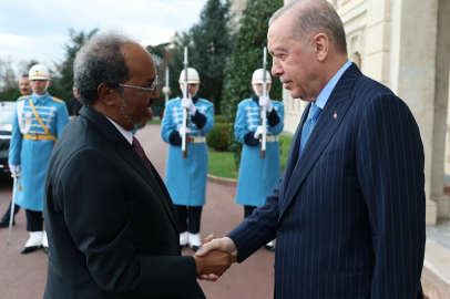 Cumhurbaşkanı Erdoğan mevkidaşı Mahmud'u ağırlıyor