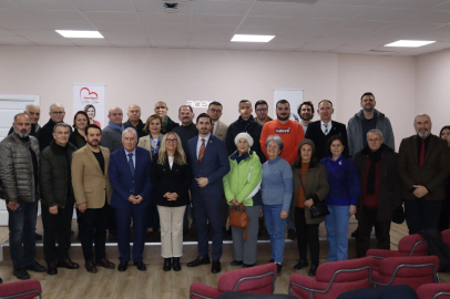 Cumhuriyet’in kuruluşunda basının kritik rolü İzmit’te anlatıldı