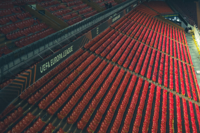 Kadıköy Aston Villa Maçı Öncesi Ay Yıldızla Donatıldı