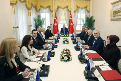 Cumhurbaşkanı Erdoğan, Balkan Barış Platformu üyelerini kabul etti