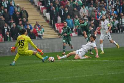 Bursaspor, Yeni Mersin İdmanyurdu'nu  3-0 mağlup etti