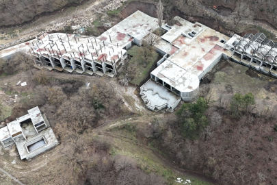 78 kişinin öldüğü otelin, inşasına başladığı otelde ruhsata aykırı yapı