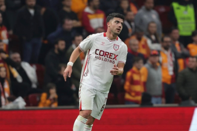 Samsunsporlu futbolcu Eyüp Aydın, trafik kazası geçirdi