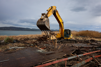Sapanca Gölü kıyısındaki tüm kaçak yapılar kaldırıldı