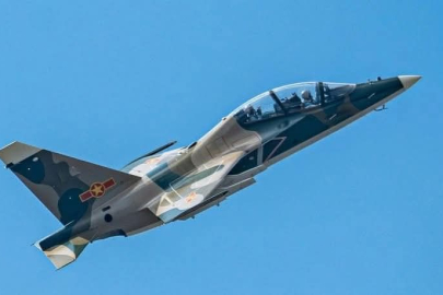 Vietnam'da askeri uçak düştü