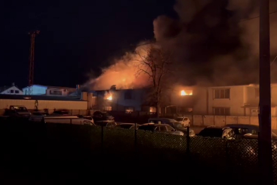 Düzce’de strafor fabrikasında korkutan yangın