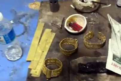 Güzellik merkezi tabelasının ardından sahte altın atölyesi çıktı