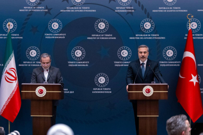 İranlı bakan Arakçi'den ABD'ye gözdağı: Daha önce hezimete uğrattık! Savaşa onlardan daha çok hazırız