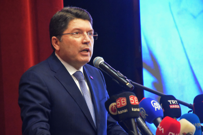 Tunç’tan yeni Anayasa ısrarı: Darbecilerin metniyle yol alınamaz