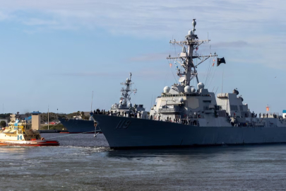 ABD donanmasına ait destroyer gemisi İsrail'den ayrıldı