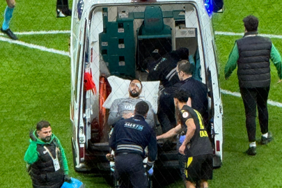 Galatasaray–İstanbulspor maçında korkutan çarpışma