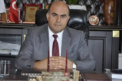 Eski belediye başkanı, oğlu tarafından baltayla öldürüldü