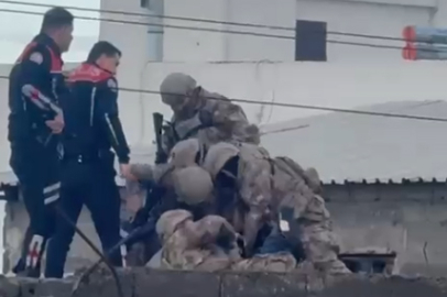 Eski iş yerini basıp, 4 kişi yaraladı; çıktığı çatıda Özel Harekat timlerince etkisiz hale getirildi